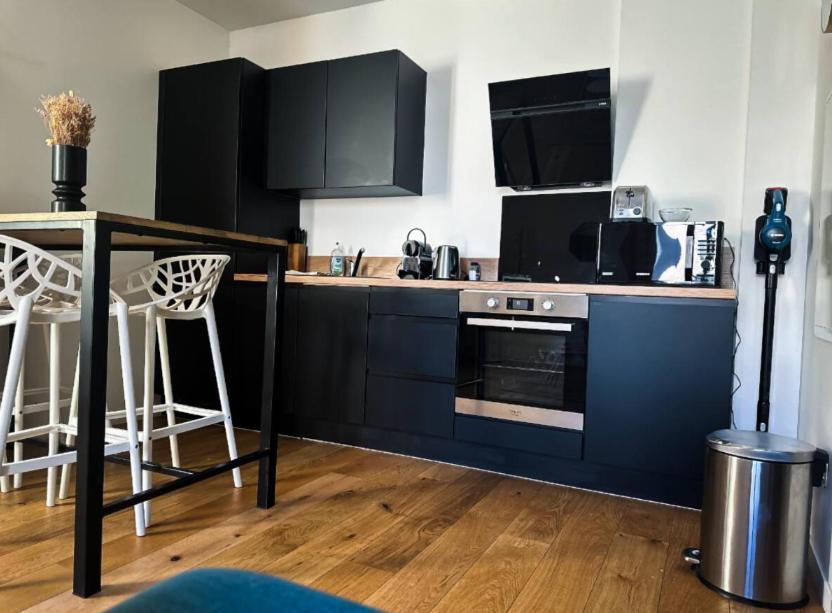 The Sunny ¤ Terrasse ¤ Proche Centre ¤ Parking ¤ Wifi Amiens Exterior foto